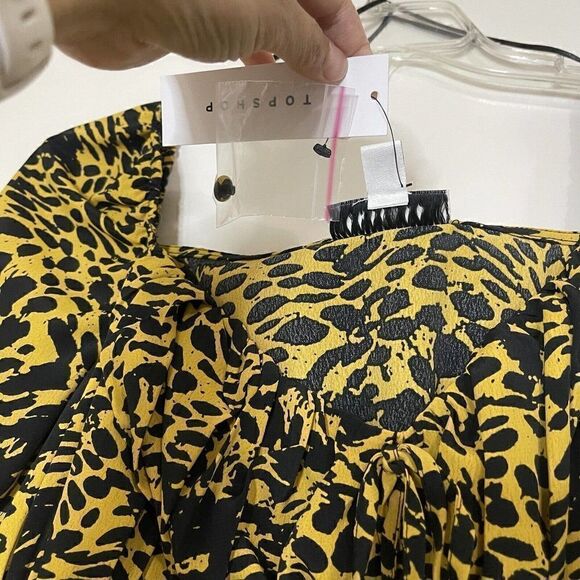 NEW! Topshop Yellow black dotted long sleeve top size US 6 - Picture 2 of 6